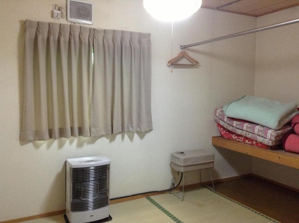 Minshuku Akiba Hotel Furano Ngoại thất bức ảnh